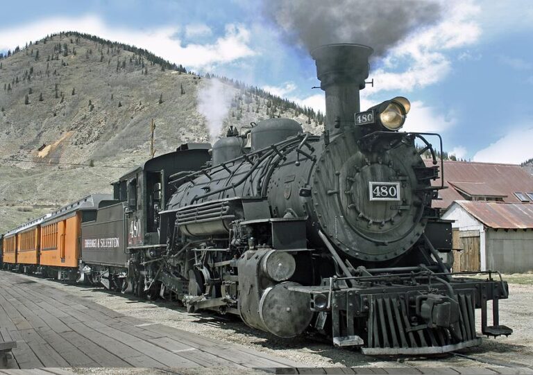 The Golden Age of Railroads: How Steam Shaped America’s Rails and Imagination