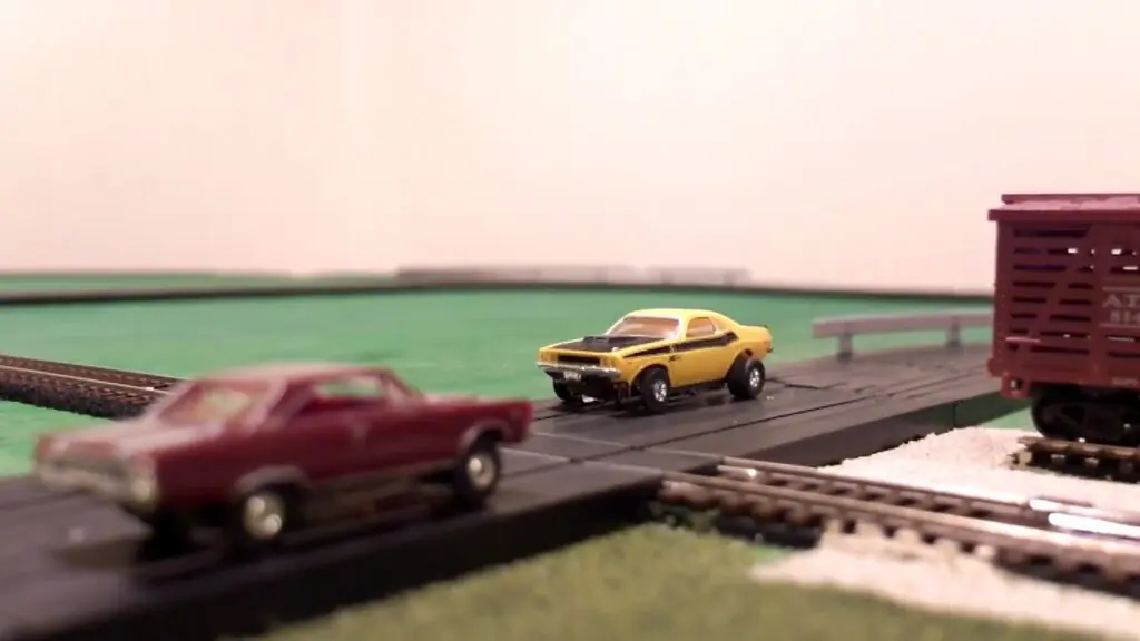 slot car crossing