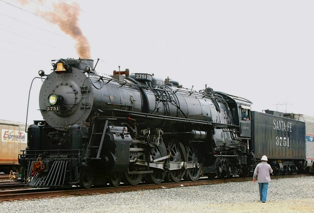 4-8-4 northern steam engine
